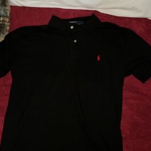 Black Polo Ralph Lauren lolo shirt.
